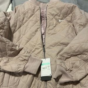 NWT Nike women’s coat size extra large, beige